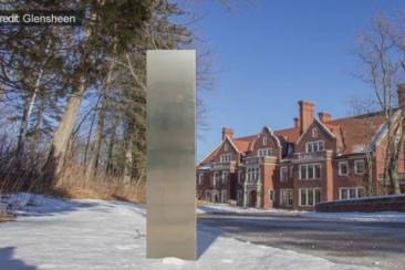 Glensheen Mansion Monolith 